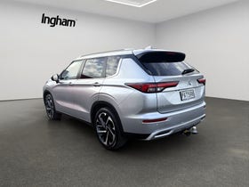 2022 Mitsubishi Outlander | XLS, 2.5L Petrol, CVT, FWD, 7 Seat, SUV. | 33007 | 4