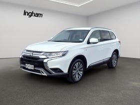 2021 Mitsubishi Outlander | LS, 2.4L Petrol, CVT, FWD, 7 Seat, SUV. | 33125 | 3