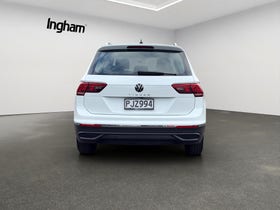 2022 Volkswagen Tiguan | LIFE, TSi, 1.4L Petrol-Turbo, FWD, SUV. | 33330 | 6