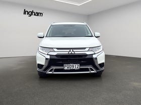 2022 Mitsubishi Outlander | LS, 2.4L Petrol, CVT, FWD, 7 Seat, SUV. | 33472 | 2