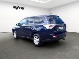 2013 Mitsubishi Outlander | LS, 2L Petrol, FWD, CVT, 5 Seat, SUV. | 33758 | 5