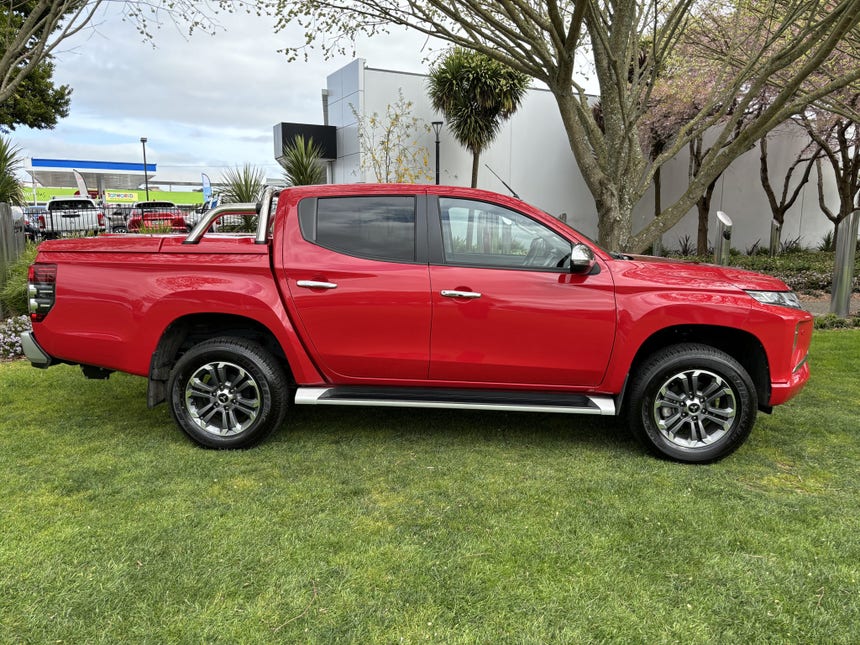 2024 Mitsubishi Triton | DC GLXR 6AT 2.4D/4WD AUTO 4X4 DIESEL TURBO | 24162 | 1