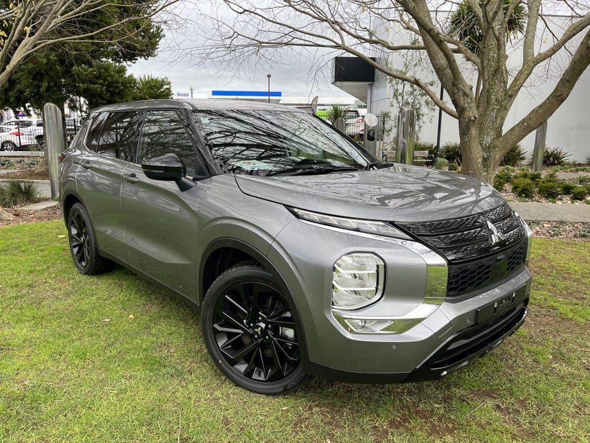 Mitsubishi Outlander 2025 SPORT 2.5P/4WD/CVT AUTO 7 SEAT SUV