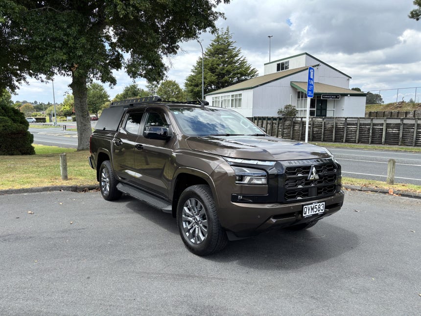 2024 Mitsubishi Triton | DC GLXR 4WD 6AT 2.4D AUTO 4X4 TWIN TURBO | 25894 | 1