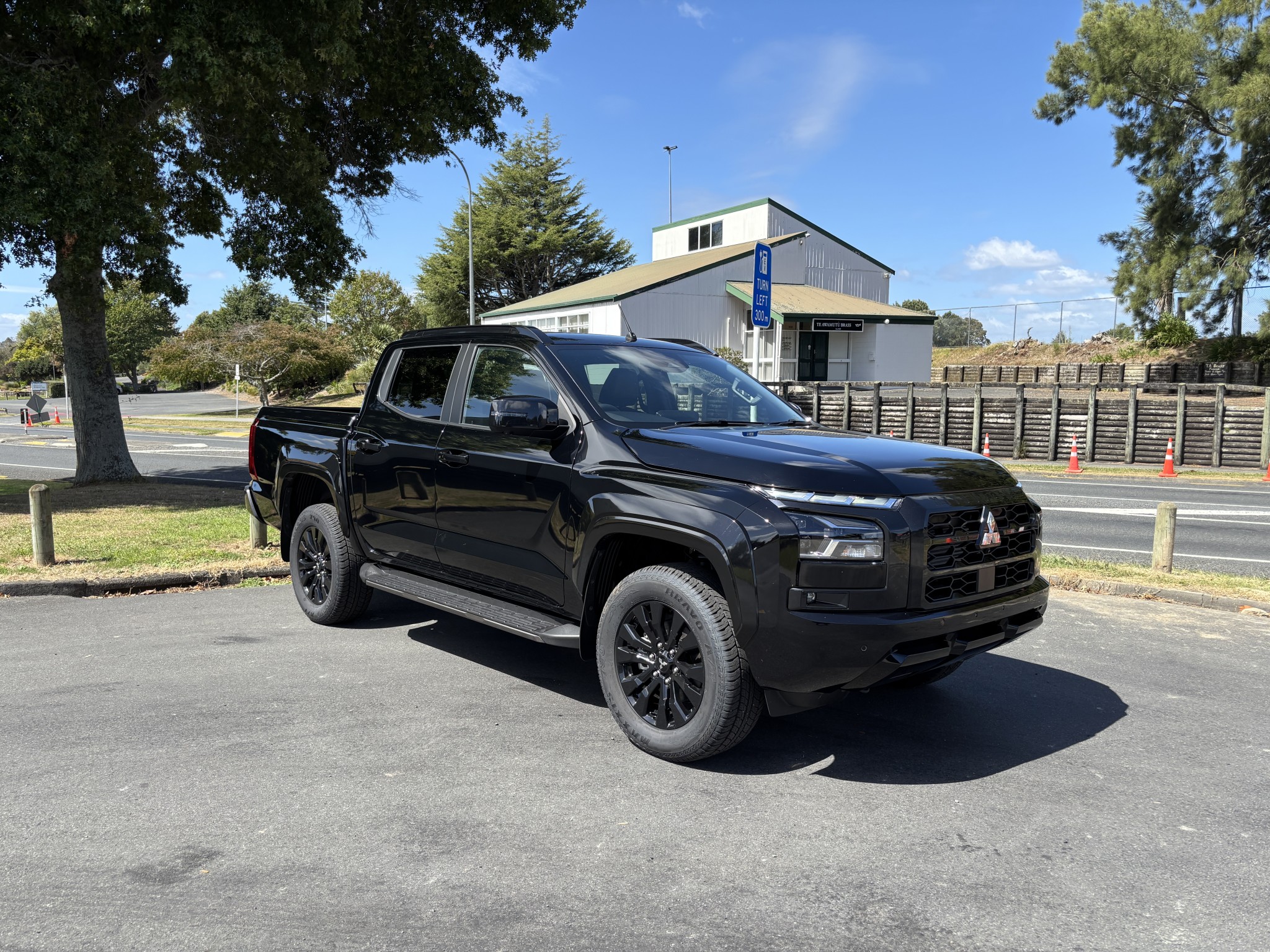 Mitsubishi Triton 2026 | DC VRX 6AT 2.4DT AUTO LEATHER DIESEL TURBO