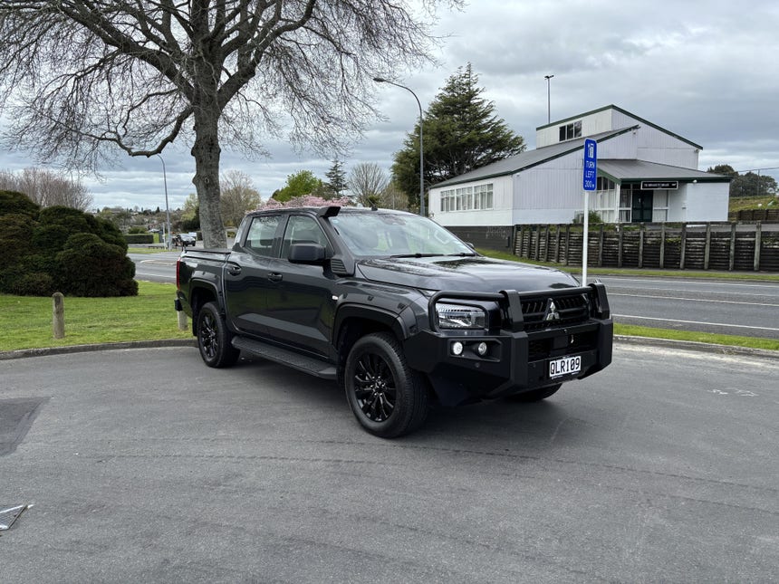 2024 Mitsubishi Triton | DC GLX 4WD 6AT 2.4DT AUTO 4X4 TWIN TURBO | 26575 | 1