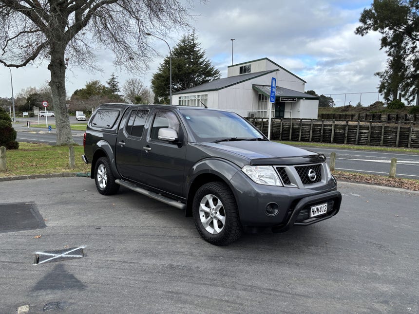 2015 Nissan Navara | D/C 2.5D 2WD ST-X MT LTD LEATHER MANUAL | 27209 | 1