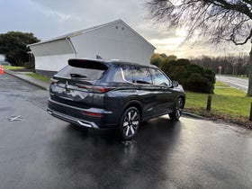 2025 Mitsubishi Outlander | VRX 2.5P/CVT 2WD 7 SEAT LEATHER AUTO SUV PETROL | 27338 | 4