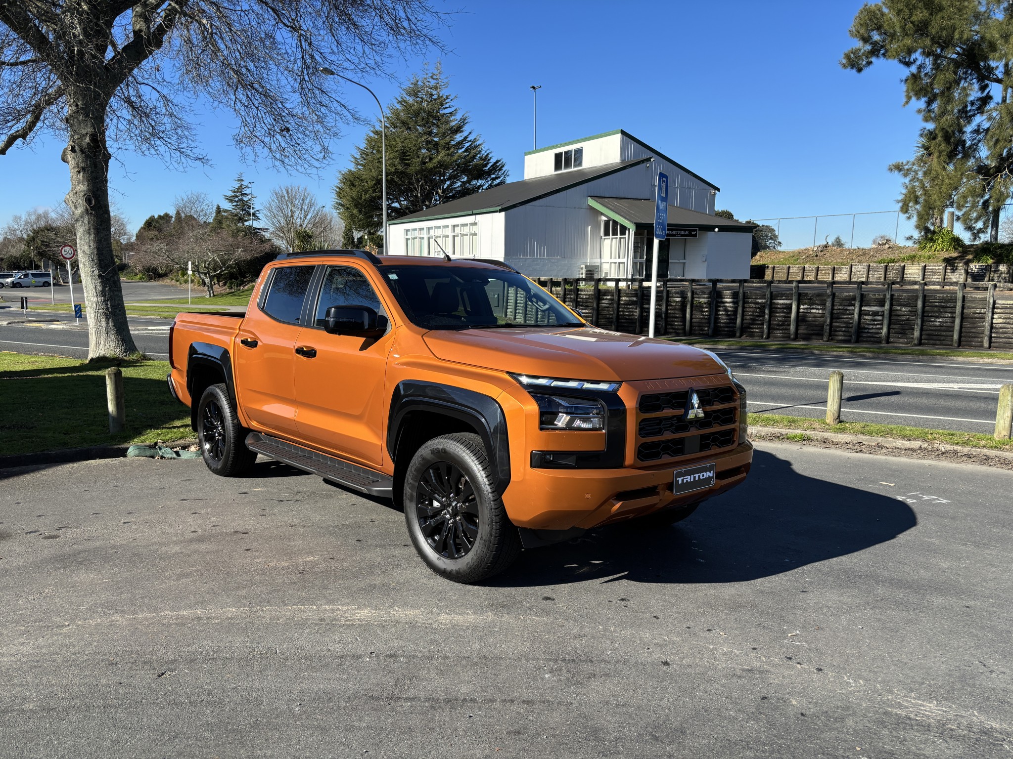 Mitsubishi Triton 2026 | DC VRX 4WD 6AT 2.4DT 4X4 AUTO LEATHER