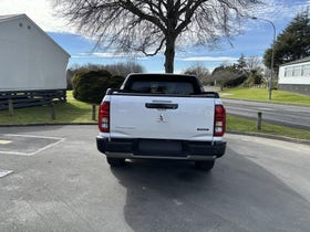 2025 Mitsubishi Triton | DC GSR 4WD 6AT 2.4DT AUTO 4X4 DIESEL | 28233 | 5