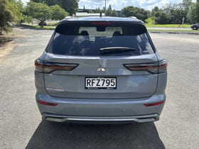 2025 Mitsubishi Outlander | EXCEED 2.5P/4WD/CVT AUTO 7 SEAT PETROL AWD | 28299 | 5