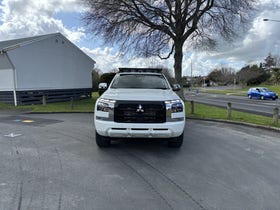 2025 Mitsubishi Triton | DC GLXR 6AT 2.4DT 2WD TWIN TURBO DIESEL AUTO | 28388 | 2