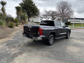 2025 Mitsubishi Triton | DC GLXR 6AT 2.4DT AUTO 2WD DIESEL TWIN TURBO | 28415 | 4