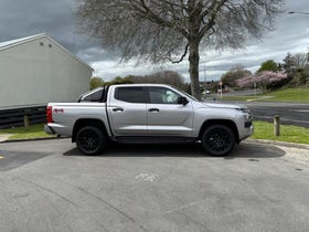 2025 Mitsubishi Triton | DC GLX SPORT 4WD 6AT AUTO 4X4 2.4 TT | 28596 | 3