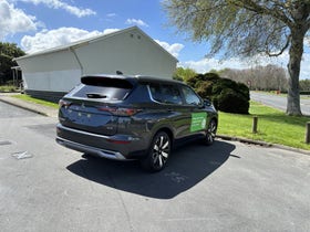 2025 Mitsubishi Outlander | XLS 2.5P/4WD/CVT AUTO 7 SEAT PETROL AWD | 28850 | 4