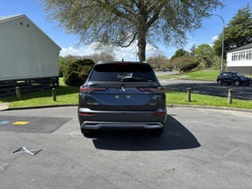 2025 Mitsubishi Outlander | XLS 2.5P/4WD/CVT AUTO 7 SEAT PETROL AWD | 28850 | 5