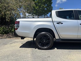 2022 Mitsubishi Triton | DC VRXB 6AT 2.4D LEATHER 2WD AUTO BLACK EDITION | 29042 | 7
