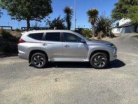 2025 Mitsubishi Pajero Sport | VRX 2.4D/4WD/8AT 7 SEAT AUTO DIESEL LEATHER | 29059 | 3