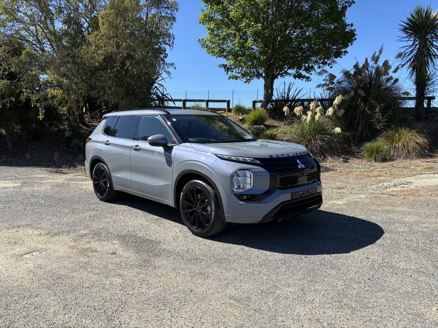 2025 Mitsubishi Outlander | VRX 2.5P/4WD/CVT AUTO 7 SEAT PETROL AWD | 29075 | 1