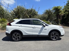 2025 Mitsubishi Eclipse Cross | XLS PHEV/4WD/AT AUTO AWD PETROL HYBRID PLUG IN | 29266 | 3