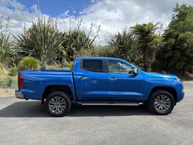 2025 Mitsubishi Triton | DC GLXR 6AT 2.4DT AUTO TWIN TURBO DIESEL | 29318 | 3