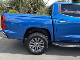 2025 Mitsubishi Triton | DC GLXR 6AT 2.4DT AUTO TWIN TURBO DIESEL | 29318 | 6