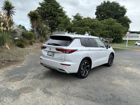 2023 Mitsubishi Outlander | VRX 2.5P/4WD/CVT 7 SEAT AUTO PETROL AWD | 29409 | 4