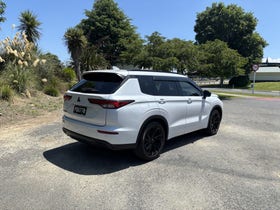 2023 Mitsubishi Outlander | VRX 2.5P/CVT 7 SEAT LEATHER PETROL | 29552 | 4