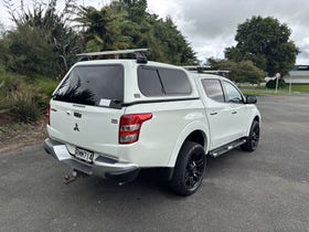 2017 Mitsubishi Triton | D/CAB CH-X 2.4D/4WD DIESEL AUTO LEATHER 4X4 | 29988 | 4