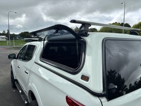 2017 Mitsubishi Triton | D/CAB CH-X 2.4D/4WD DIESEL AUTO LEATHER 4X4 | 29988 | 7