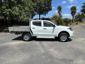 2019 Mitsubishi Triton | DC CHASSIS GLX 4WD 5AT AUTO 2.4 TURBO DIESEL  | 30150 | 3