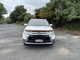 2018 Mitsubishi Outlander | LS 2.4P/4WD/CVT AUTO 7 SEAT PETROL AWD | 30330 | 2