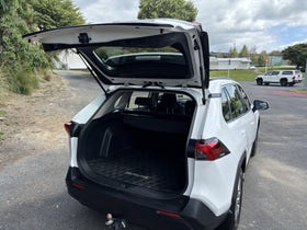 2023 Toyota RAV4 | GX 2.5PH/4WD/HD PETROL HYBRID 2.5 AWD | 30470 | 6