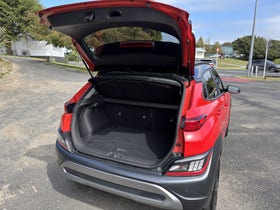 2022 Hyundai Kona | 2.0 LIMITED 2WD 2.0P PETROL AUTO SUV  | 30702 | 7