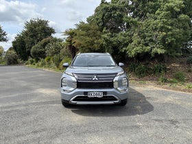 2025 Mitsubishi Outlander | XLS 2.5P/4WD/CVT AUTO PETROL 7 SEAT AWD | 30850 | 2