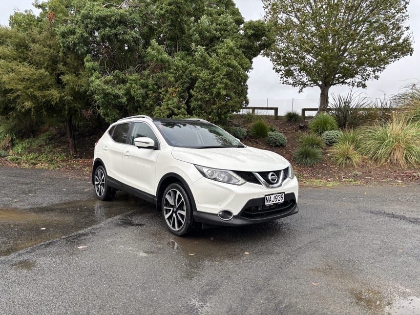 2017 Nissan Qashqai | TI 2.0P/CVT AUTO PETROL SUV 5 SEAT | 31072 | 1