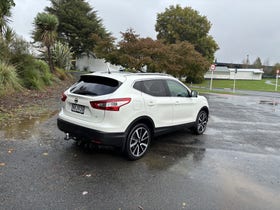 2017 Nissan Qashqai | TI 2.0P/CVT AUTO PETROL SUV 5 SEAT | 31072 | 5