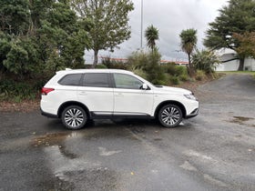 2021 Mitsubishi Outlander | LS 2.4P/CVT 7 SEAT AUTO SUV PETROL  | 31110 | 3