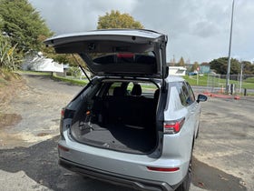 2026 Mitsubishi Outlander | LS PHEV/4WD/AT AUTO PETROL HYBRID PLUG IN | 31134 | 7