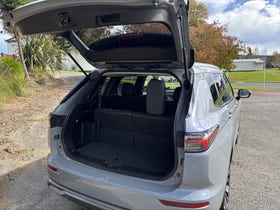 2025 Mitsubishi Outlander | XLS 2.5P/4WD/CVT AUTO 7 SEAT AWD PETROL | 31256 | 7