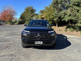 2025 Mitsubishi Triton | DC CHASSIS VRX 4WD 6AT 2.4 AUTO TWIN TURBO 4X4 | 31532 | 2