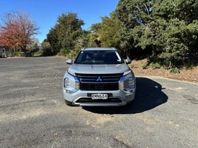 2025 Mitsubishi Outlander | XLS 2.5P/CVT 2WD 7 SEAT AUOT PETROL | 31598 | 2