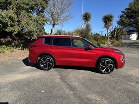 2025 Mitsubishi Outlander | VRX 2.5P/CVT 7 SEAT 2WD PETROL SUV LEATHER | 31722 | 3