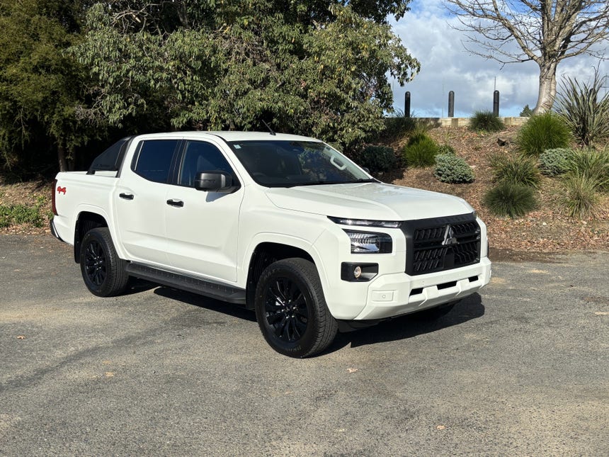 2026 Mitsubishi Triton | DC GLX SPORT 4WD 6AT AUTO 4X4 TWIN TURBO | 31962 | 1