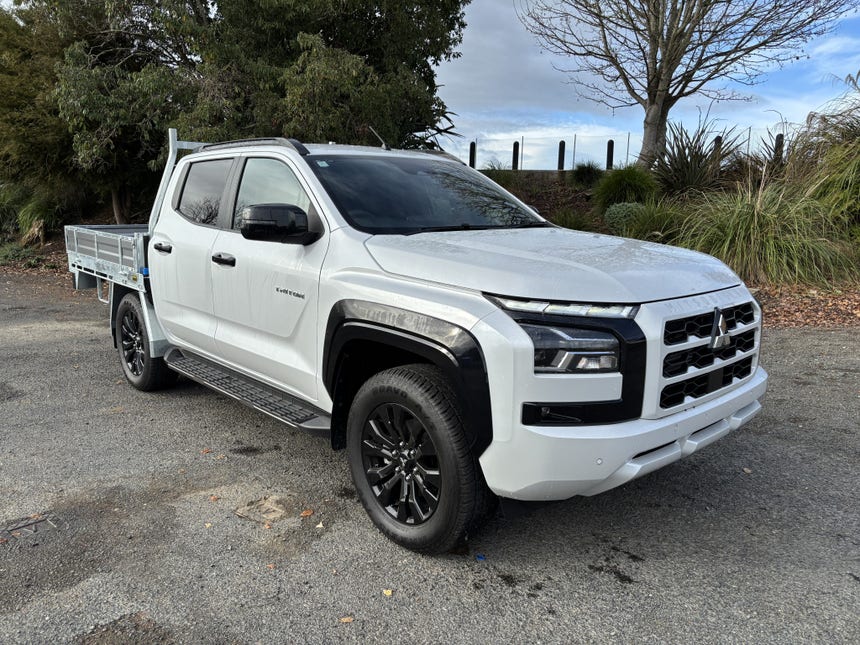 2026 Mitsubishi Triton | DC CHASSIS VRX 4WD 6AT 2.4 TWINTURBO | 32055 | 1