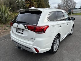 2021 Mitsubishi Outlander | VRX PHEV 4WD AUTO 5 SEAT PLUG IN HYBRID PETROL | 32400 | 4