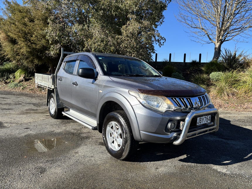2015 Mitsubishi Triton | DCAB 4X4 CHASSIS GLX 2.4 DIESEL 4WD Manual | 32430 | 1
