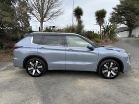 2026 Mitsubishi Outlander | EXCEED 2.5P PETROL 4WD AUTO CVT 7 SEAT AWD | 32489 | 4