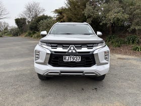 2025 Mitsubishi Pajero Sport | VRX 2.4D/4WD/8AT 7 SEAT AUTO 4X4 TURBO DIESEL | 32507 | 2
