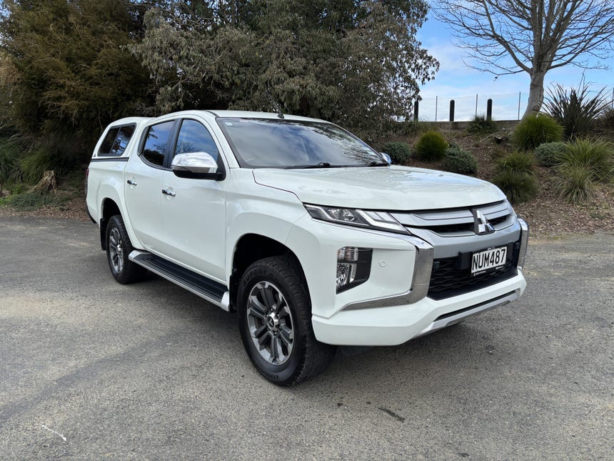 2022 Mitsubishi Triton | DC GLXR 6AT 2.4D/4WD AUTO 4X4 CANOPY | 32874 | 1